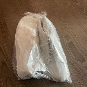 Whit leather shoes brand new original